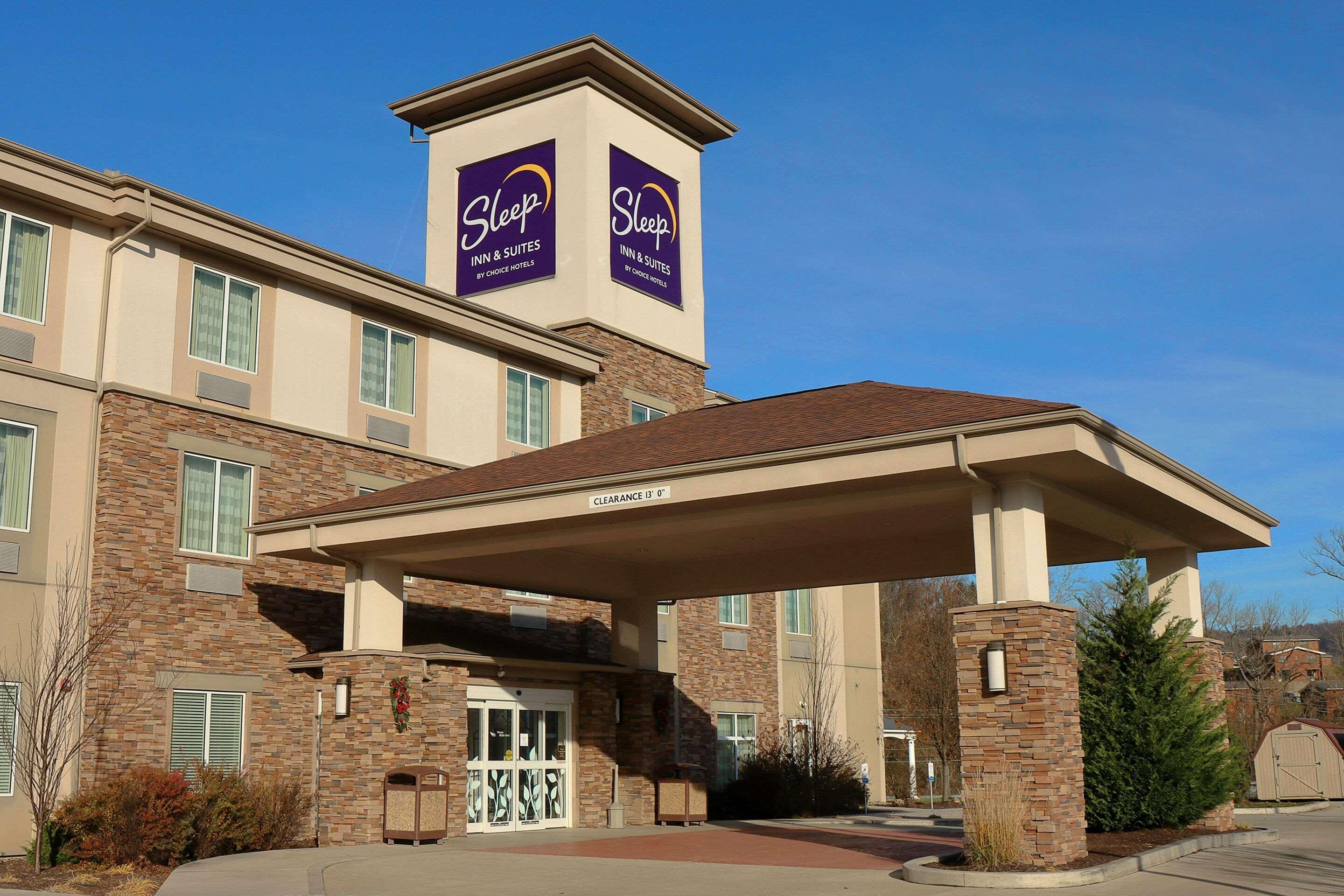 Sleep Inn & Suites Moundsville - Wheeling Bagian luar foto