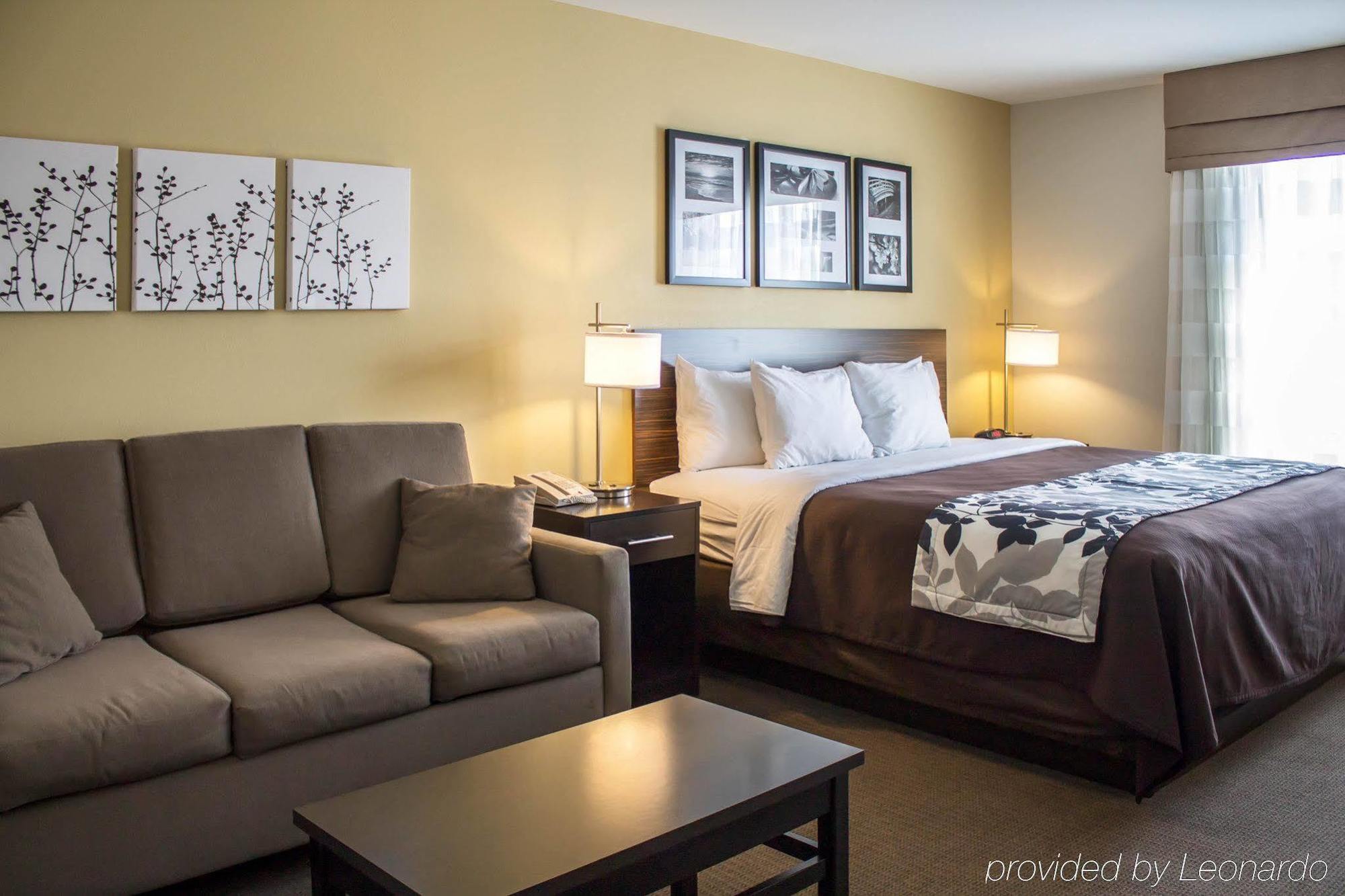 Sleep Inn & Suites Moundsville - Wheeling Bagian luar foto